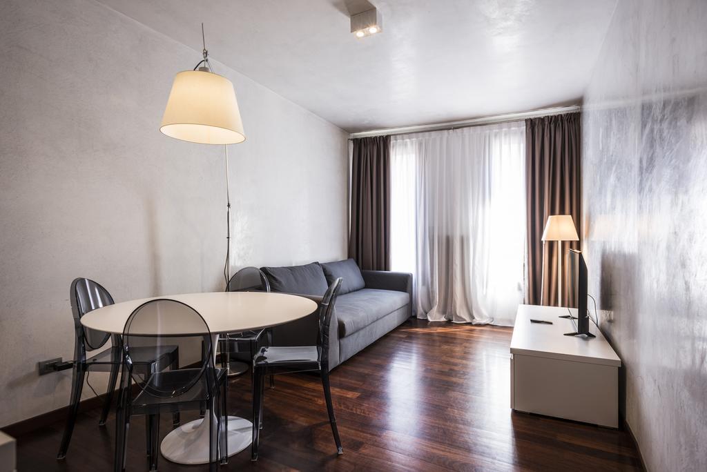 Myplace Piazza Dei Signori Apartments Treviso Exterior photo