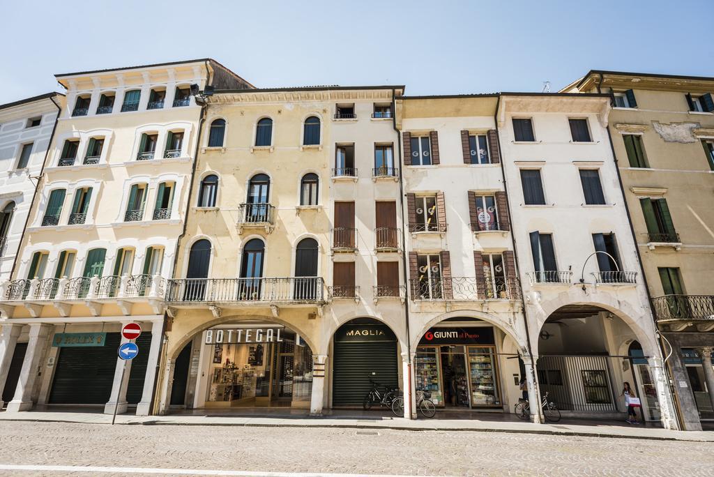 Myplace Piazza Dei Signori Apartments Treviso Exterior photo