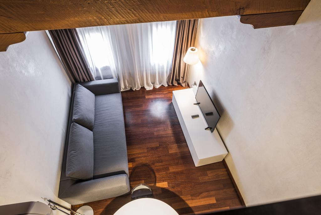 Myplace Piazza Dei Signori Apartments Treviso Exterior photo